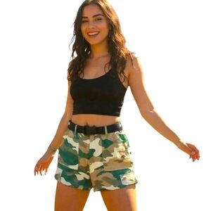 FOREVER21 Women's Belted High Rise Military Camouflage Shorts Size M